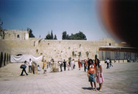 moi et audelia au mur des lamentations